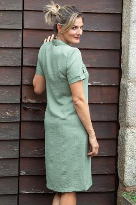 ROBE OUVERTE DEVANT
