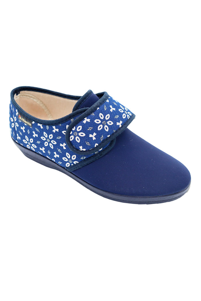 CHAUSSONS AVEC MOTIFS