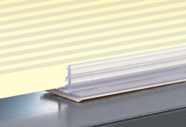 Grip en T adhésif permanent en 150 mm - Base de 20 mm