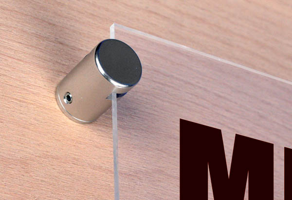 Fixation murale fendue en aluminium de Ø 18.5 mm - Pour support jusqu'à 8 mm