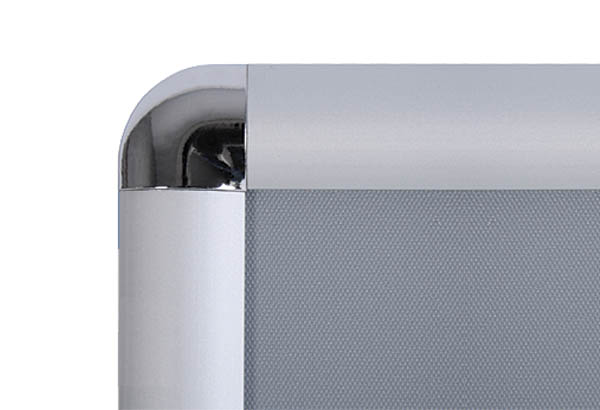 Chevalet cadre clippant 2 faces spécial extérieur avec profil de 32 mm - Format A1