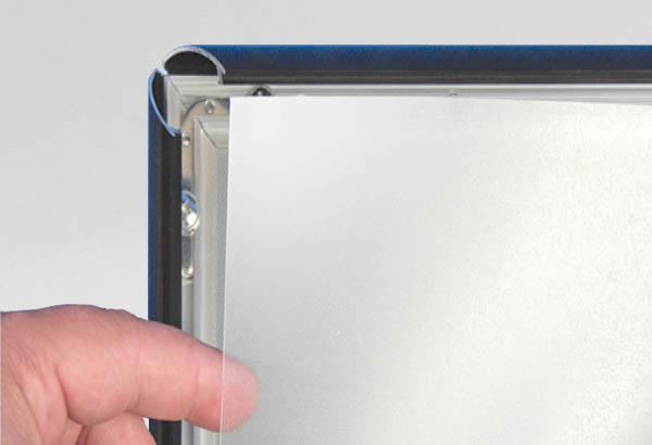 Feuille de protection en PVC antireflet pour cadre clippant - Format A2