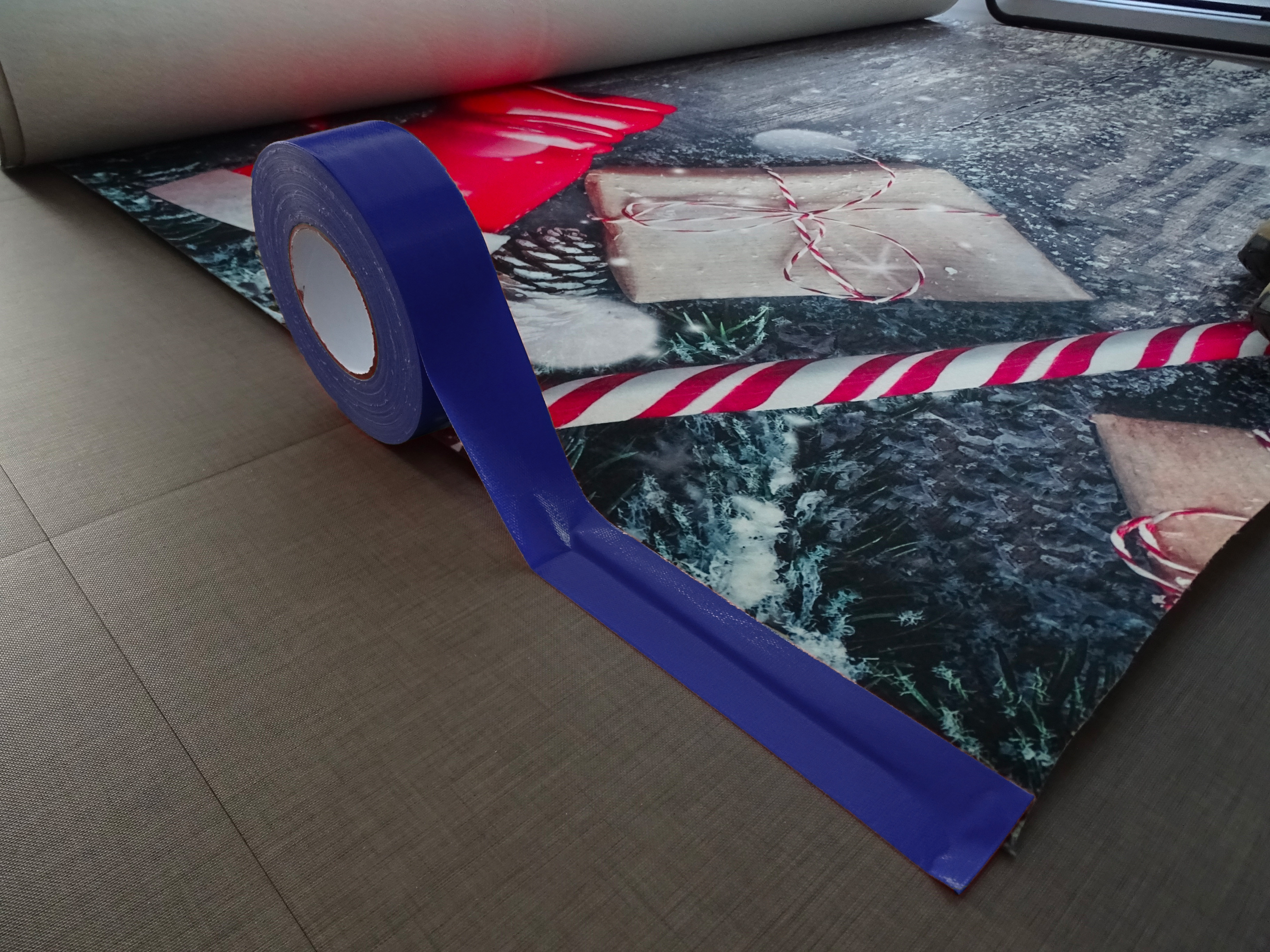 Toile GAFFER Ultramarque® adhésivée 1 face de 50 mm x 50 m - Bleu