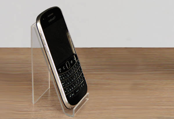 Porte-produit incliné avec retour avant de 10 mm en acrylique - 90 x 50 mm