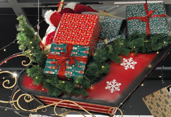 TRAINEAU METAL L148,5 H98,5cm