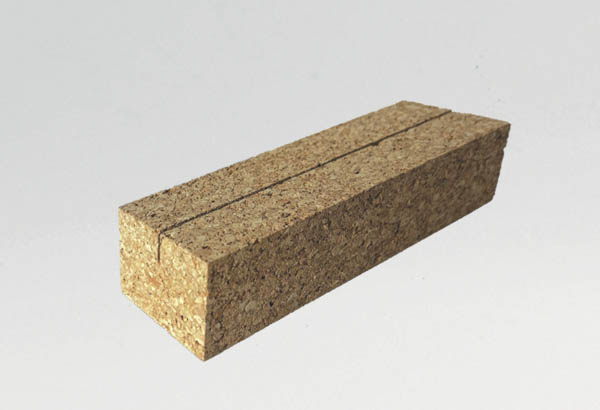 Porte-visuel en liège avec rainure pour visuel de format A5 de 2 mm d'épaisseur