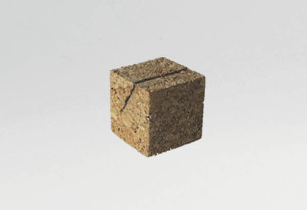 Porte-visuel en liège avec rainure incliné à 45° pour QR CODE de 2 mm d'épaisseur