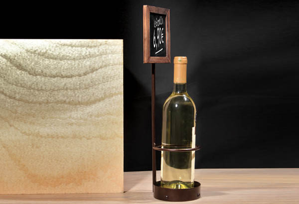 Présentoir bouteille en métal avec cadre ardoisine et profil bois - Base de Ø 100 mm