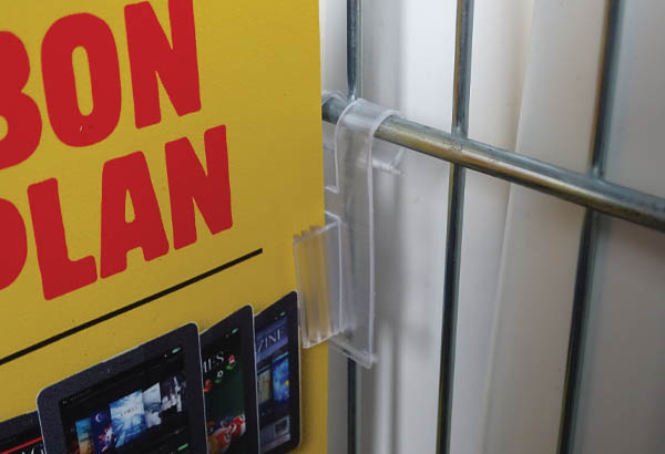 Accroche grip drapeau de 25 x 50 mm - Fil métal de Ø 10 mm