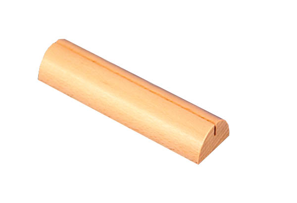 Socle arrondi de 150 x 54 x 23 mm en bois de hêtre -  Format A5