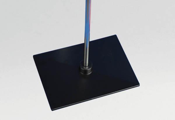 Socle rectangulaire noir de 200 x 150 mm en plastique pour tige de Ø 12 mm