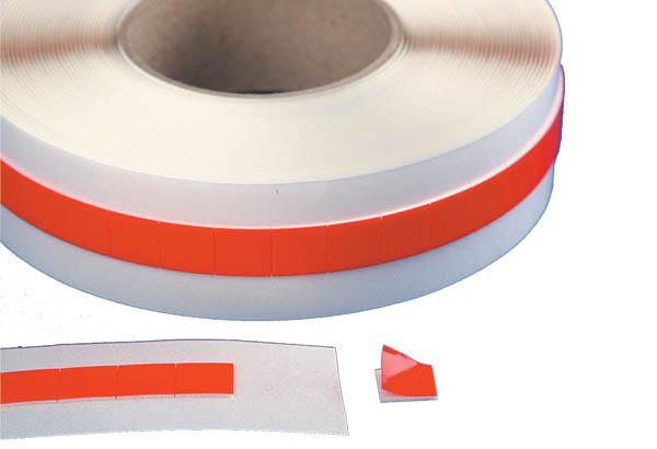 Pastilles adhésives CARTACK® 390 en mousse polyéthylène blanche - 15 x 15 mm