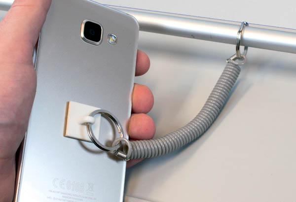 Système antivol câble plastique et base adhésive