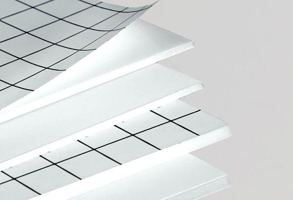 Plaque CREA'FIX en carton mousse blanche de 5 mm - 1000 x 1400 mm