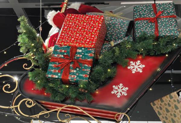 TRAINEAU METAL L148,5 H98,5cm