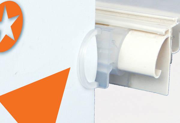 Accroche clip drapeau avec 3 inclinaisons - Rails arrondis