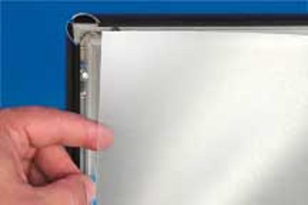 Protection PVC antireflet cadre clippant 1200 x 1600 mm