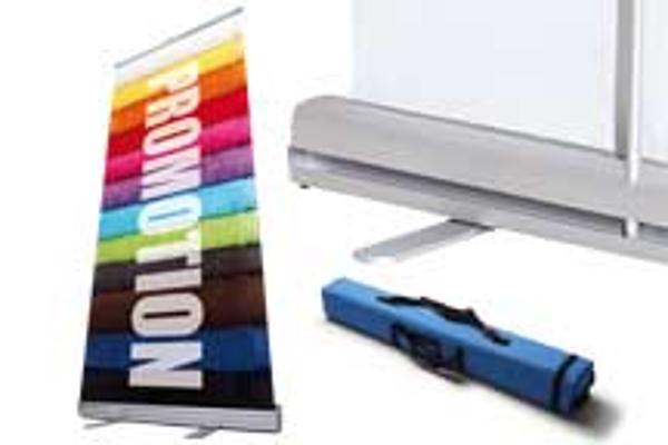 Profil clippant aluminium avec enrouleur sur pied 850 mm x 2 m