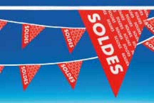 Guirlande en polyéthylène 29 fanions "Soldes"