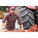 Concessionnaire agricole chez son client