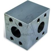 Bloc hydraulique en T 1"1/4 SAE 6000 psi sans gorge