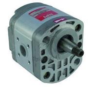 POMPE JOHN DEERE S0845