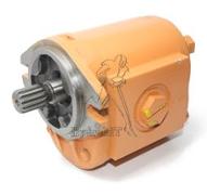 Pompe hydraulique sur chargeuse case 1845C